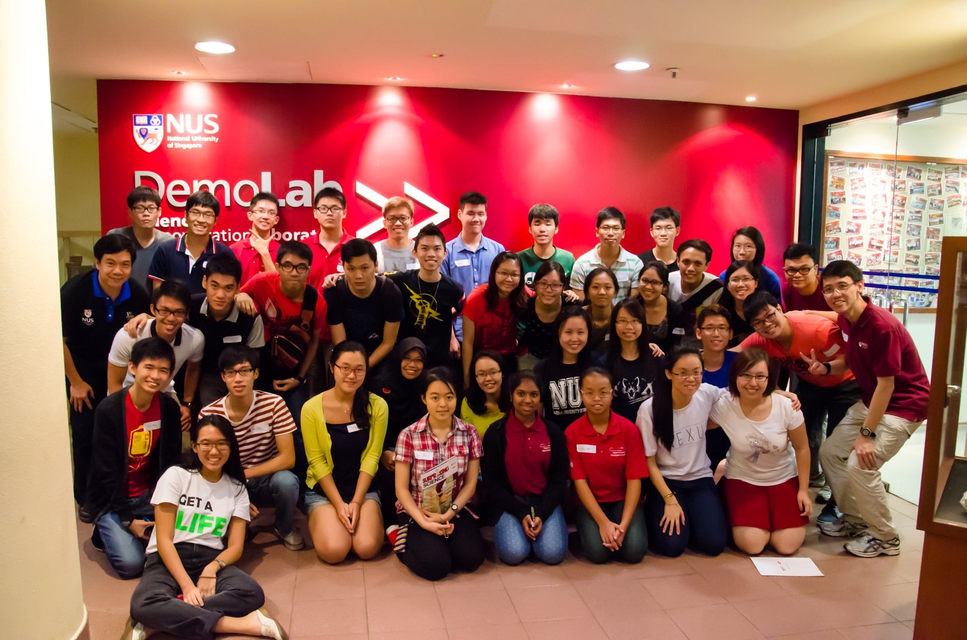 NUS Science Demonstration Lab group photo