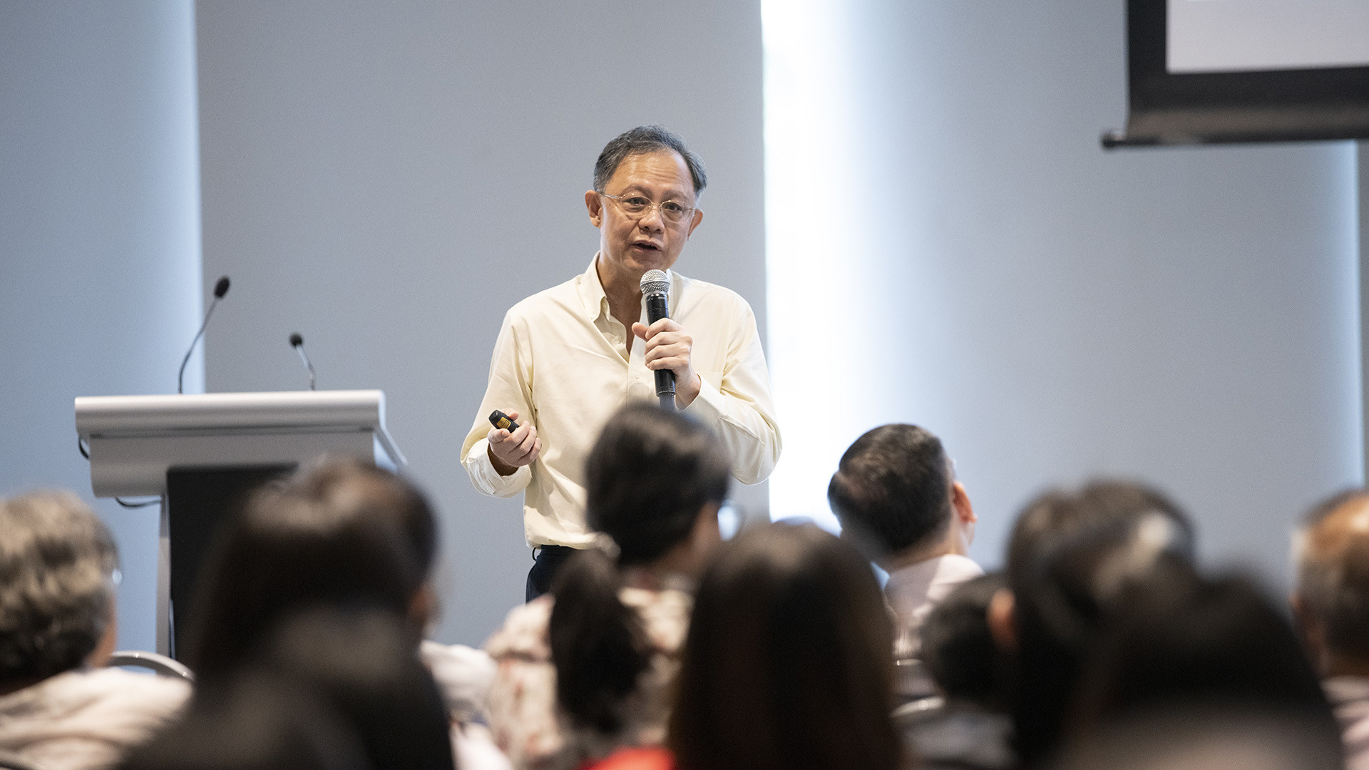 NUS Senior Vice Provost (Undergraduate Education) Professor Bernard Tan delivering his talk at the event hosted by the NUS Office of Alumni Relations entitled “NUS Education Today: Shaping Talent for the Future”.